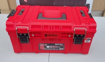 Qbrick System PRIME Toolbox 250 Vario Red Ultra HD