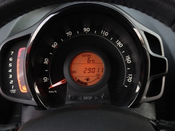 Toyota Aygo II Hatchback 3d Facelifting 1.0 VVT-i 72KM 2021 Toyota Aygo 1.0 VVT-i, Salon Polska, Serwis ASO, zdjęcie 10