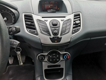 Ford Fiesta VII Hatchback 5d 1.25 Duratec 60KM 2010 Ford Fiesta 1.25 16V 60KM Klimatyzacja Isofix, zdjęcie 13