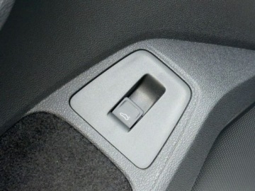 Volkswagen Tiguan II SUV Facelifting 1.5 TSI 150KM 2022 Volkswagen Tiguan 1.5 TSI evo R-Line dsg 2022 1.5 Benzyna 150KM, zdjęcie 25