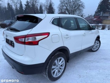 Nissan Qashqai II Crossover 1.2 DIG-T 115KM 2015 Nissan Qashqai Nissan Qashqai 1.2 DIG-T N-Vision 1.2 Benzyna 115KM, zdjęcie 6