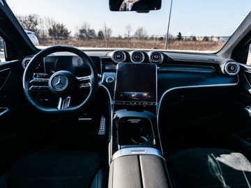 Mercedes GLC C254/X254 2025 GLC Coupe 300 e 4-Matic AMG Line 2.0 (360KM) 2025, zdjęcie 7