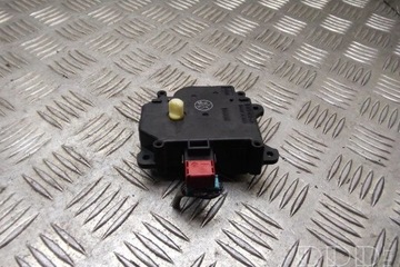 MOTOREK KRYT KOLEKTORU TOYOTA PRIUS (_W3_) 0638000172 1.8L HYBRID 73KW