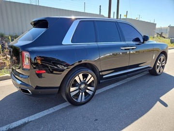 Rolls-Royce 2022 Rolls-Royce Cullinan 2022 6.8l 6.8 Benzyna 563KM, zdjęcie 4