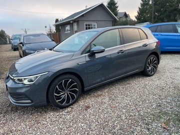 Volkswagen Golf VIII Hatchback 1.5 TSI EVO 150KM 2021 Volkswagen Golf 1.5 TSI EVO 150 KM STYLE BEZWYPADKOWY I- WLASCICIEL, zdjęcie 2
