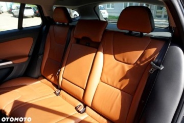 Volvo V60 I Kombi Facelifting 2.0 D4 DRIVE-E 181KM 2014 Volvo V60 Volvo V60 D4 Drive-E Summum 2.0 Diesel 181KM, zdjęcie 34