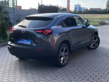 Mazda MX-30 SUV Elektryczny 35.5kWh 145KM 2023 Mazda MX-30 145 Koni Przebieg 6100 kilometrow Zasieg 200 km 145KM, zdjęcie 9