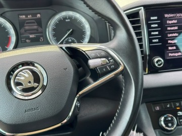 Skoda Karoq Crossover 2.0 TDI SCR 115KM 2021 Škoda Karoq Skoda Karoq Navi, Grzane, zdjęcie 18