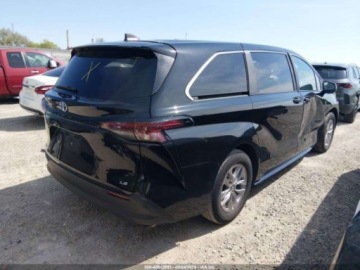 Toyota Sienna III 2025 Toyota Sienna Le 2025 2.5 Benzyna 245KM, zdjęcie 4