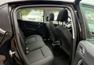Peugeot 208 I Hatchback 5d Facelifting 1.2 PureTech 82KM 2017 Peugeot 208 1,2 82KM Klimatronik Navi Kamera CarPlay 1.2 Benzyna 82KM, zdjęcie 24