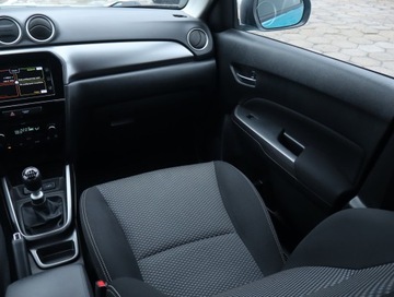 Suzuki Vitara III 2020 Suzuki Vitara 1.4 BoosterJet, Salon Polska, zdjęcie 7