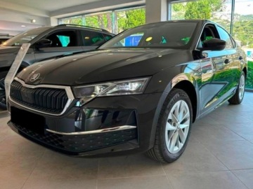 Skoda Octavia IV Liftback 1.5 TSI EVO 150KM 2026 SKODA Octavia Drive Selection 1.5 TSI mHEV DSG 150KM 2026, zdjęcie 2