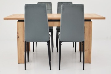 Раздвижной стол до 160 см и 4 стула с мягкой обивкой.