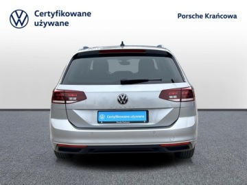 Volkswagen Passat B8 Variant Facelifting 2.0 TDI SCR 150KM 2023 Volkswagen Passat |Podgrzewana Kierownica| Masaż|, zdjęcie 3