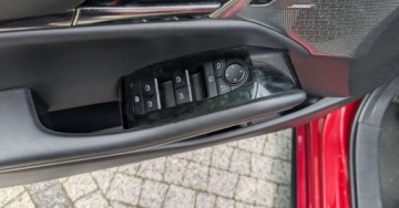 Mazda 3 IV Hatchback 2.0 Skyactiv-G 122KM 2021 Mazda 3 2.0122KMMildHybrydGwarancja 2.0 Benzyna 122KM, zdjęcie 6