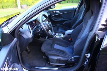 BMW Seria 2 F22-F23-F45-F46 Coupe Facelifting 218d 150KM 2021 BMW Seria 2 BMW Seria 2 218d M Sport sport 2.0 Diesel 150KM, zdjęcie 22