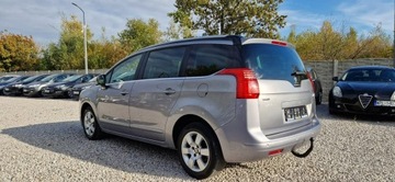Peugeot 5008 I Minivan Facelifting 1.6 HDi 115KM 2015 Peugeot 5008 Jeden Właściciel 1.6 HDI Style, zdjęcie 4