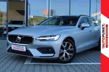 Volvo V60 II  Kombi Facelifting 2.0 B4 197KM 2023 Volvo V60 CORE