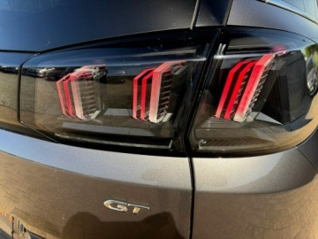 Peugeot 5008 II Crossover Facelifting 1.6 PureTech 180KM 2023 Peugeot 5008 GT kamera Skora adc NawI, zdjęcie 11