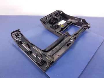 VW JETTA VI OSŁONA DESKI KONSOLI DOLNA LEWA EU