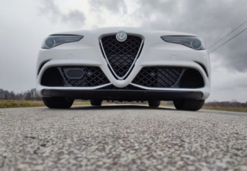 Alfa Romeo Giulia II Sedan 2.9 V6 510KM 2017 Alfa Romeo Giulia Alfa Romeo Giulia 2.9 V6 Bi-Turbo AT8 Quadrifoglio 2.9, zdjęcie 19