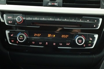 BMW Seria 3 F30-F31-F34 Touring Facelifting 2.0 320d 190KM 2017 BMW 3 320 d, 187 KM, Klima, Klimatronic, Tempomat, zdjęcie 9