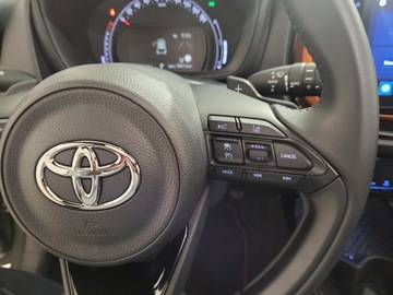 Toyota Aygo X 1.1 VVT-i 72KM 2022 Toyota Aygo X 1.0 VVT-i Limited CVT 1.0 VVT-i Limi, zdjęcie 13