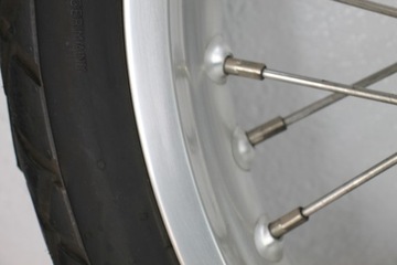 ТРИУМФ ТИГР 955i 01-06 ПЕРЕДНИЙ ОБОД