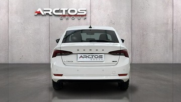 Skoda Octavia IV Liftback 1.5 TSI e-Tec Mild Hybrid 150KM 2023 Škoda Octavia Skoda Octavia 1.5 TSI e Tec, zdjęcie 3