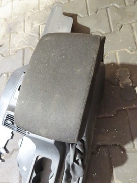 Skoda Octavia III Туннель, центральный подлокотник