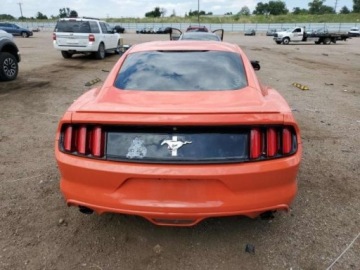 Ford Mustang VI 2015 Ford Mustang Fastback v6 3.7 Benzyna 300KM, zdjęcie 3