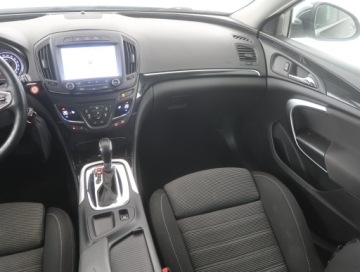 Opel Insignia I Country Tourer 2.0 CDTI Ecotec 170KM 2016 Opel Insignia 2.0 CDTI, 167 KM, Automat, Xenon, zdjęcie 7