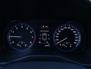 Hyundai Kona I Crossover 1.0 T-GDI 120KM 2020 Hyundai Kona 1.0 T-GDI, Salon Polska, Serwis ASO, zdjęcie 10