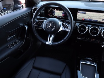 Mercedes Klasa A W177/V177 Sedan Facelifting 1.3 200 163KM 2023 Mercedes A A 200, Salon Polska, Serwis ASO, zdjęcie 6