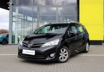 Toyota Verso Minivan Facelifting 1.8 Valvematic 147KM 2014 Toyota Verso 1.8 147KM 7os. Premium Kamera salon PL Serwisowany FV23 ALU, zdjęcie 1