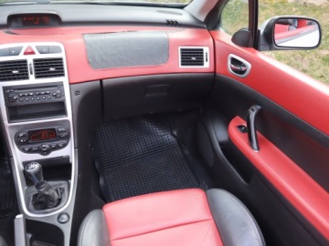 Peugeot 307 I Cabrio 2.0 16V 136KM 2005 Peugeot 307 2.0, Klima, Klimatronic,ALU, El. szyby, zdjęcie 7