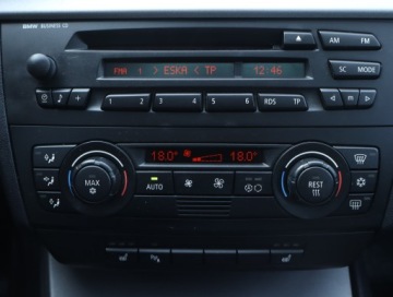 BMW Seria 1 E81/E87 Hatchback 5d E87 1.6 116i 115KM 2005 BMW 1 116i, Klima, Klimatronic, Parktronic, zdjęcie 11