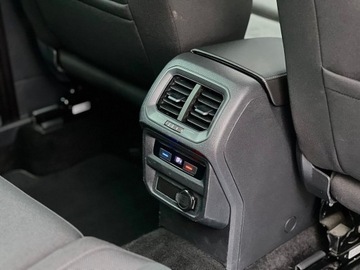 Volkswagen Tiguan II SUV Facelifting 1.5 TSI 150KM 2021 Volkswagen Tiguan 1.5 TSI EVO Life DSGAppPerlaSalon PolskaFaktura 23, zdjęcie 17