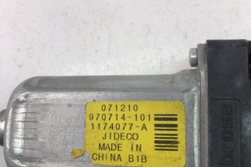 MOTOREK OKNO PŘEDNÍCH PRAVÝCH DVEŘE VOLVO V70 III (BW) 970714101