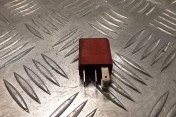 RELÉ ALFA ROMEO 147 (937_) 46520422 1.6L GASOLINE 77KW 2000