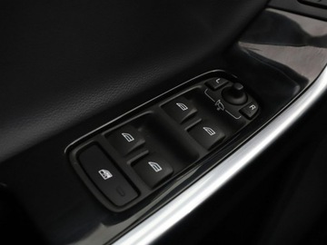 Volvo XC60 I SUV Facelifting 2.0 D3 DRIVE-E 150KM 2017 Volvo XC 60 FV23% Momentum skóra navi PDC grzane, zdjęcie 22