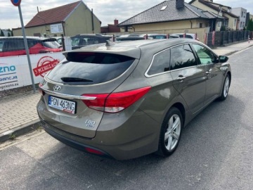 Hyundai i40 Kombi 1.7 CRDi HIGH 136KM 2015 Hyundai i40 LEDY XENON NAWIGACJA PARKTRONIC KAMERA GRZANE FOTELE TEMPOMAT, zdjęcie 2