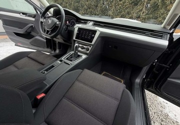 Volkswagen Passat B8 Variant 1.8 TSI BlueMotion Technology 180KM 2017 Volkswagen Passat 1.8 TSI DSG 180KM navi bezwypadkowy GWARANCJA KAMERA102, zdjęcie 14