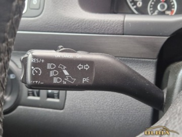 Volkswagen Touran II 1.2 105KM 2011 Volkswagen Touran Hak Grzane Fotele Czujniki Parkowania Alufelgi 1.2, zdjęcie 26