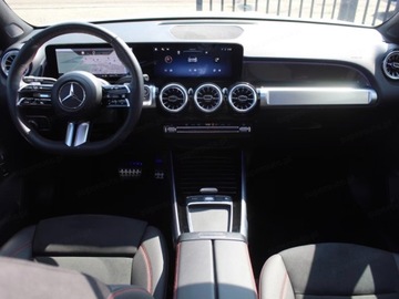 Mercedes GLB SUV 2.0 200d 150KM 2025 MERCEDES-BENZ GLB 200 d 4-Matic AMG Line 2.0 (150KM) 2025, zdjęcie 4