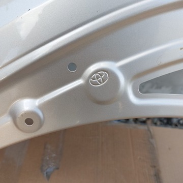BLATNÍK LEVÝ PŘEDNÍ TOYOTA AYGO X 22-23