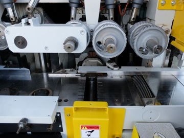 Четырехсторонний строгальный станок Leadermac Compact 723 32/22