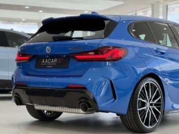 BMW Seria 1 F40 Hatchback M 2.0 M135i 306KM 2022 BMW Seria 1 M135i xDrive Pakiet M Performance Panorama Ambiente FV23, zdjęcie 30