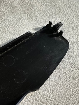 Тигуан 5N0 накладка на правое крыло 5N0821112