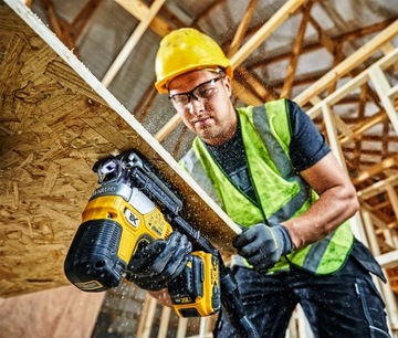 Лобзик аккумуляторный 18V XR 135мм DEWALT DCS335N BODY